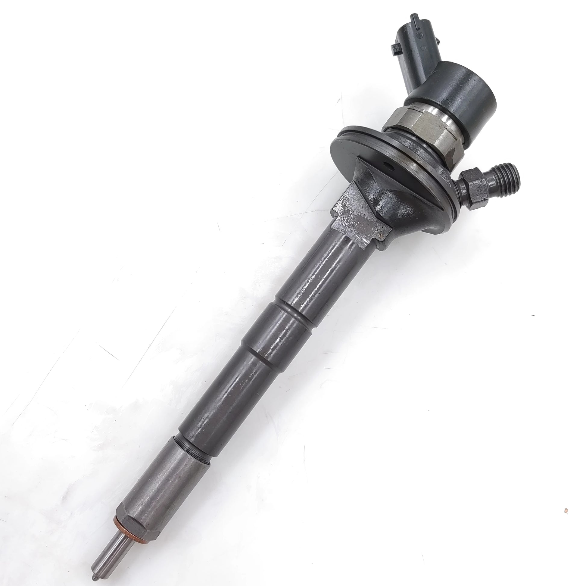 0445110168 diesel fuel injector detail image