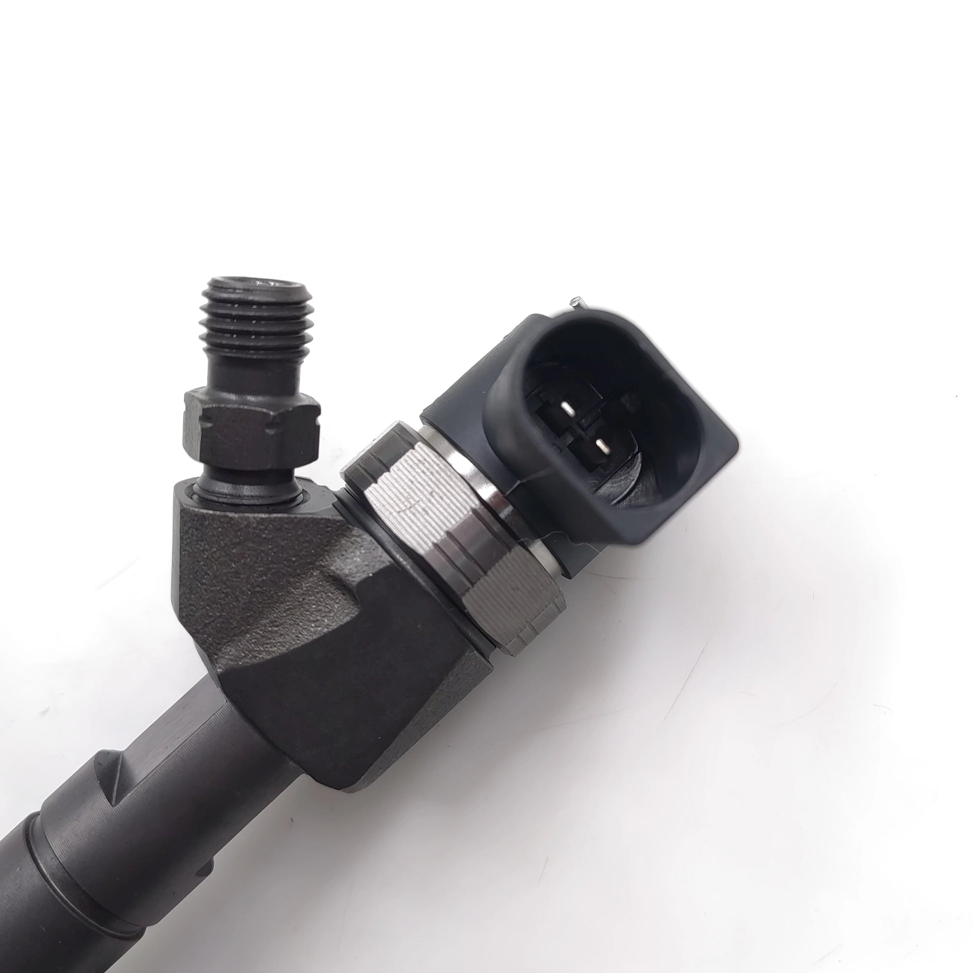 0445110176 diesel fuel injector detail image